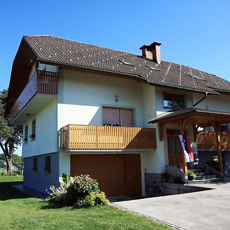 Hisa Na Vrtu Apartment Šenčur Exterior foto